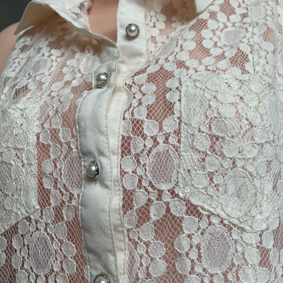 Monteau sleeveless cream white lace mini dress w/ pearl buttons Size M/PM NWOT - Picture 2 of 9